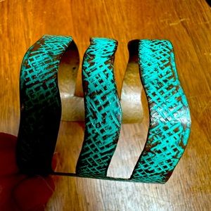 Cuff Bracelet- Gorgeous Turquoise Color Bracelet